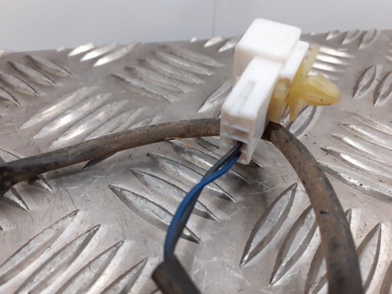 Recambio de enganche cinturon delantero izquierdo para ssangyong kyron 2.0 referencia OEM IAM   