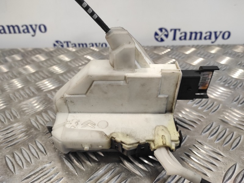 Recambio de cerradura puerta delantera derecha para peugeot 5008 sport pack referencia OEM IAM 732290  