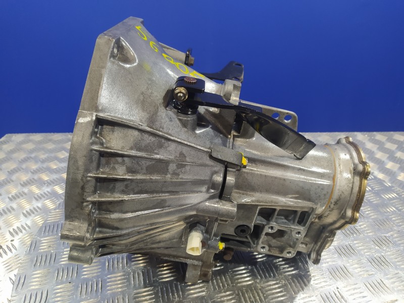 Recambio de caja cambios para ford escort berlina 1.6 referencia OEM IAM 96WT7F096  96WTCAD