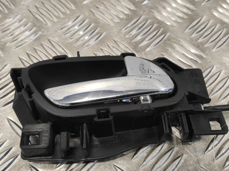 Recambio de cerradura puerta delantera derecha para peugeot 5008 sport pack referencia OEM IAM 732290  