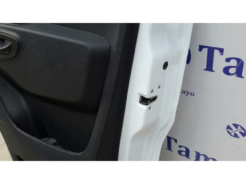 Recambio de puerta delantera derecha para mercedes-benz sprinter iii combi rwd / awd (02-2018) referencia OEM IAM   