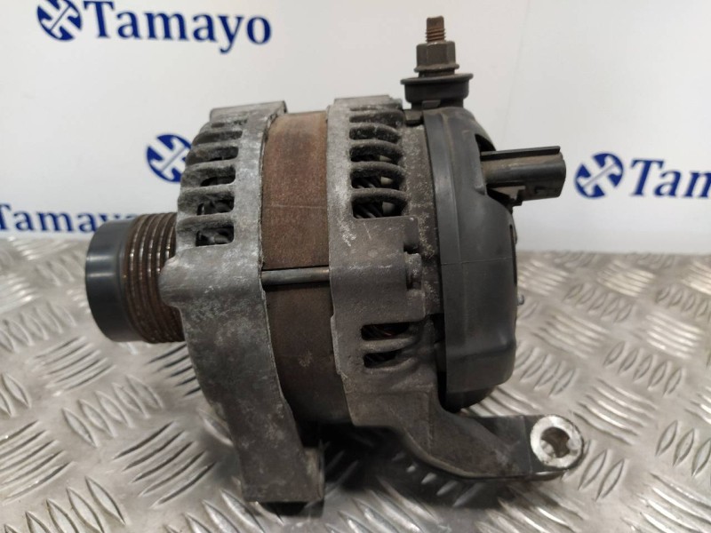 Recambio de alternador para chrysler voyager (rg) 3.3 grand voyager limited awd referencia OEM IAM 4210000025  04868430AF