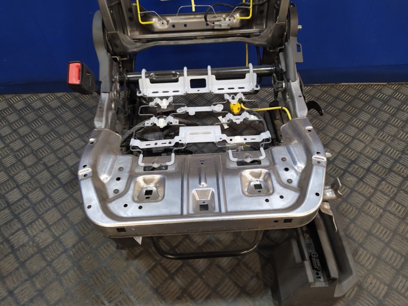 Recambio de asiento delantero izquierdo para ford kuga (cbs) 1.5 ecoboost cat referencia OEM IAM   