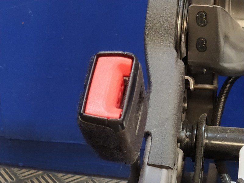 Recambio de asiento delantero izquierdo para ford kuga (cbs) 1.5 ecoboost cat referencia OEM IAM   