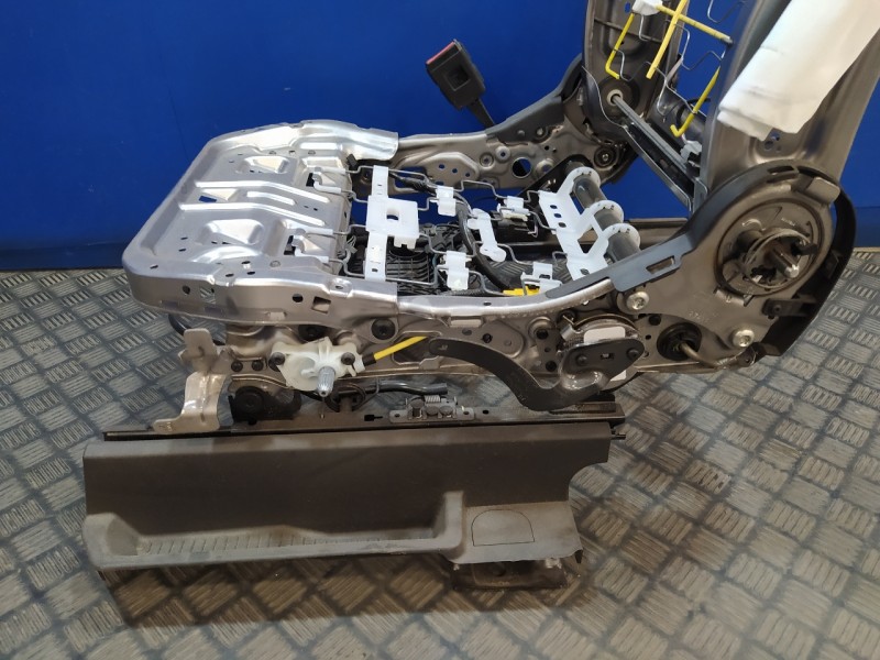 Recambio de asiento delantero izquierdo para ford kuga (cbs) 1.5 ecoboost cat referencia OEM IAM   