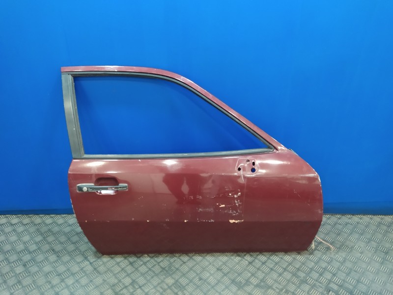 Recambio de puerta delantera derecha para porsche 944 2.5 cat referencia OEM IAM   