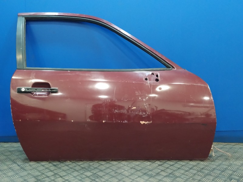 Recambio de puerta delantera derecha para porsche 944 2.5 cat referencia OEM IAM   