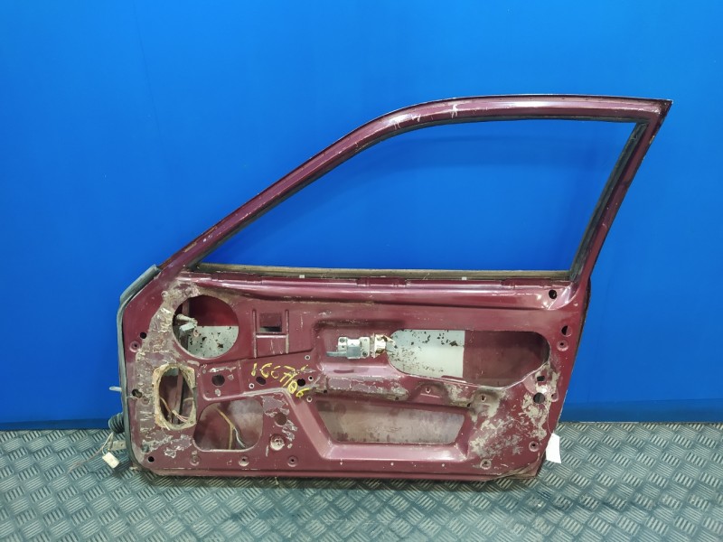 Recambio de puerta delantera derecha para porsche 944 2.5 cat referencia OEM IAM   