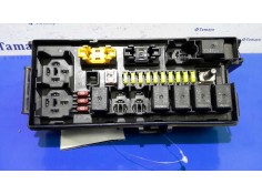 Recambio de caja reles / fusibles para chrysler jeep commander 3.0 v6 crd limited referencia OEM IAM 04692087AB  