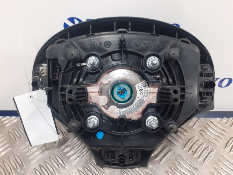Recambio de airbag delantero izquierdo para peugeot 5008 sport pack referencia OEM IAM 96845302ZE  