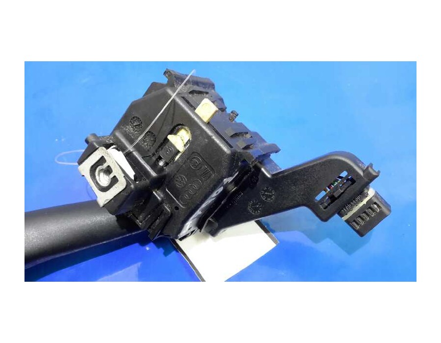 Recambio de mando intermitentes para volkswagen golf v berlina (1k1) 2.0 tdi dpf referencia OEM IAM 1K0953513F  01103511