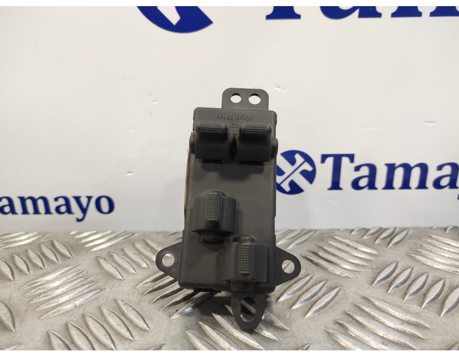 Recambio de elevalunas delantero izquierdo para chrysler voyager (rg) 2.8 crd cat referencia OEM IAM 04685732AC 0SB701D5AD 74679