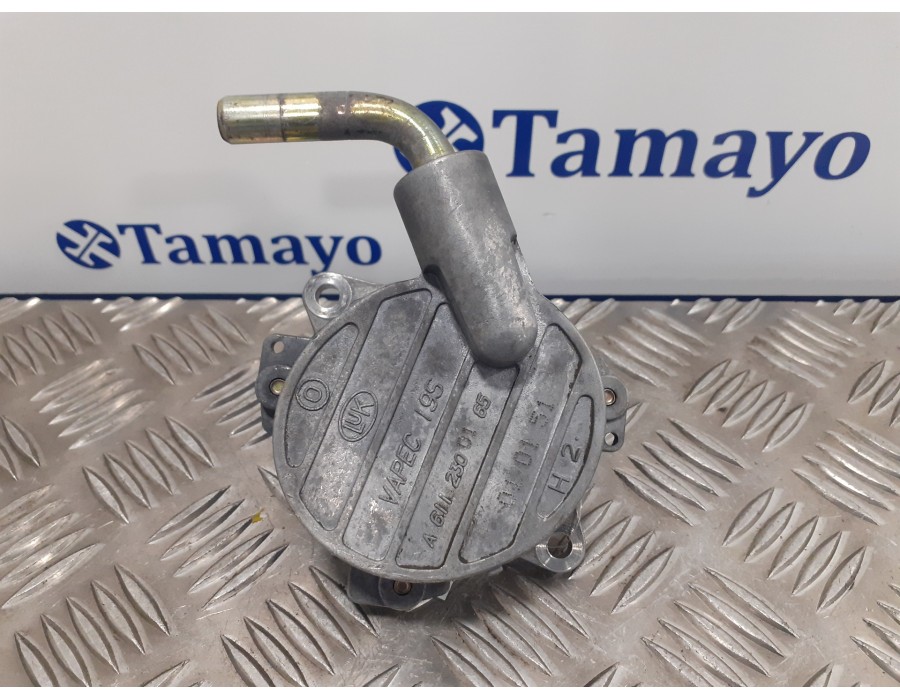 Recambio de depresor freno / bomba vacio para mercedes-benz vito marco polo (638) 112 cdi referencia OEM IAM A61123065  
