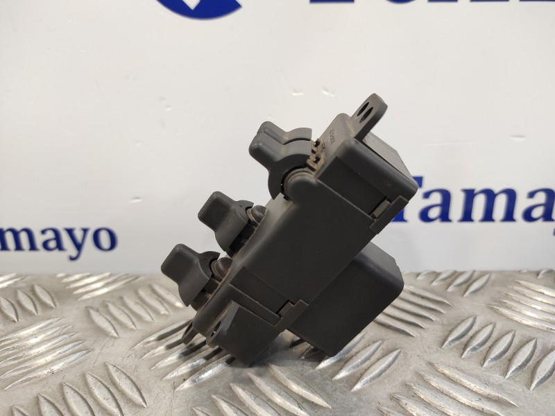 Recambio de elevalunas delantero izquierdo para chrysler voyager (rg) 2.8 crd cat referencia OEM IAM 04685732AC 0SB701D5AD 74679