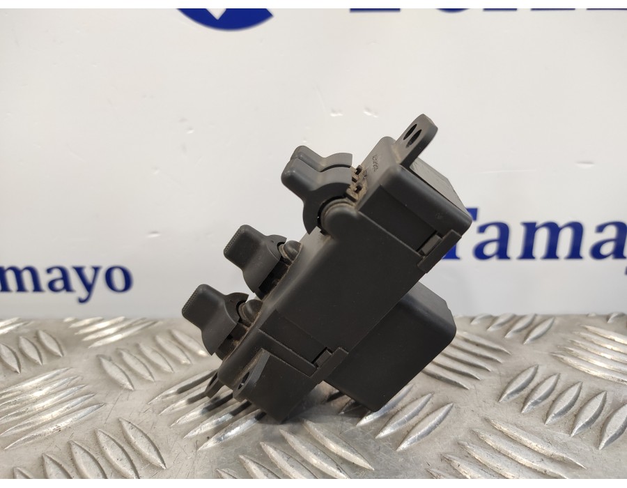 Recambio de elevalunas delantero izquierdo para chrysler voyager (rg) 2.8 crd cat referencia OEM IAM 04685732AC 0SB701D5AD 74679