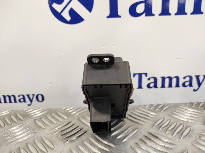 Recambio de elevalunas delantero izquierdo para chrysler voyager (rg) 2.8 crd cat referencia OEM IAM 04685732AC 0SB701D5AD 74679
