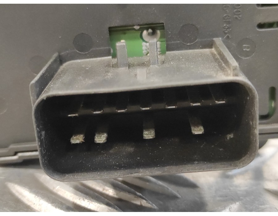 Recambio de elevalunas delantero izquierdo para chrysler voyager (rg) 2.8 crd cat referencia OEM IAM 04685732AC 0SB701D5AD 74679
