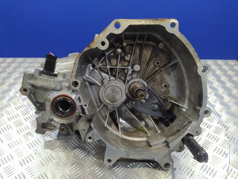 Recambio de caja cambios para chrysler pt cruiser (pt) 1.6 16v cat referencia OEM IAM EJD  