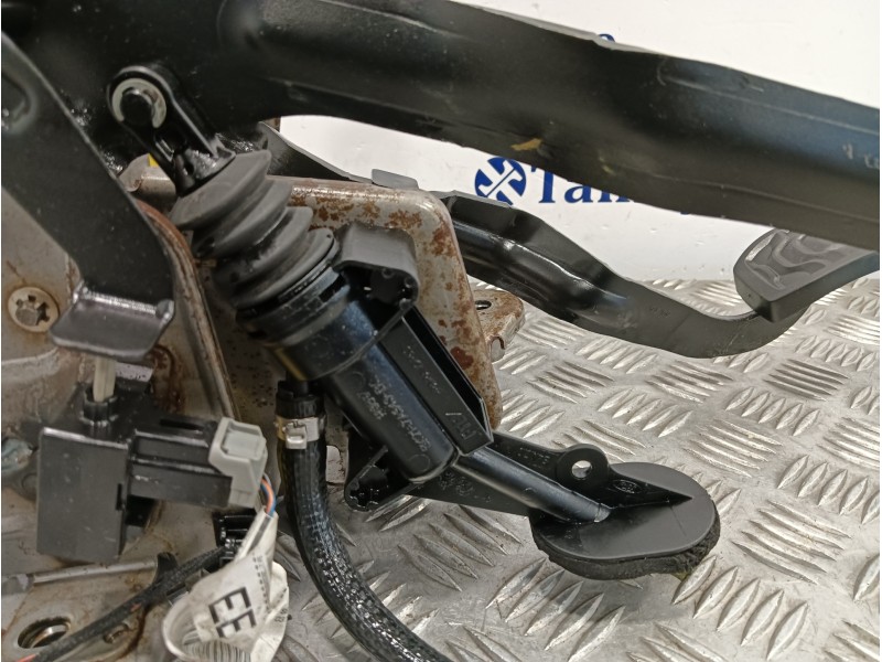 Recambio de pedal embrague para ford transit kastenwagen (ttg) referencia OEM IAM BK312450 CK412450 BK212450