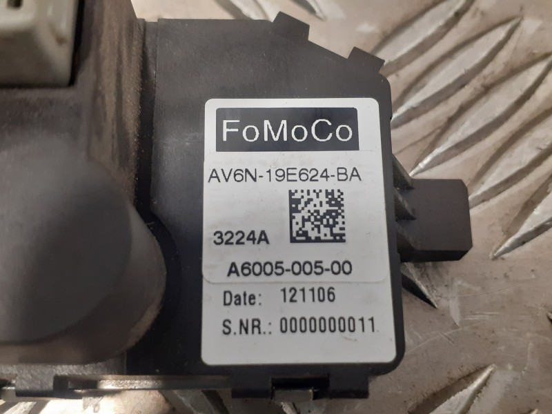 Recambio de resistencia calefaccion para ford focus turn. (cb8) 1.6 tdci cat referencia OEM IAM AV6N19E624BA  A600500500