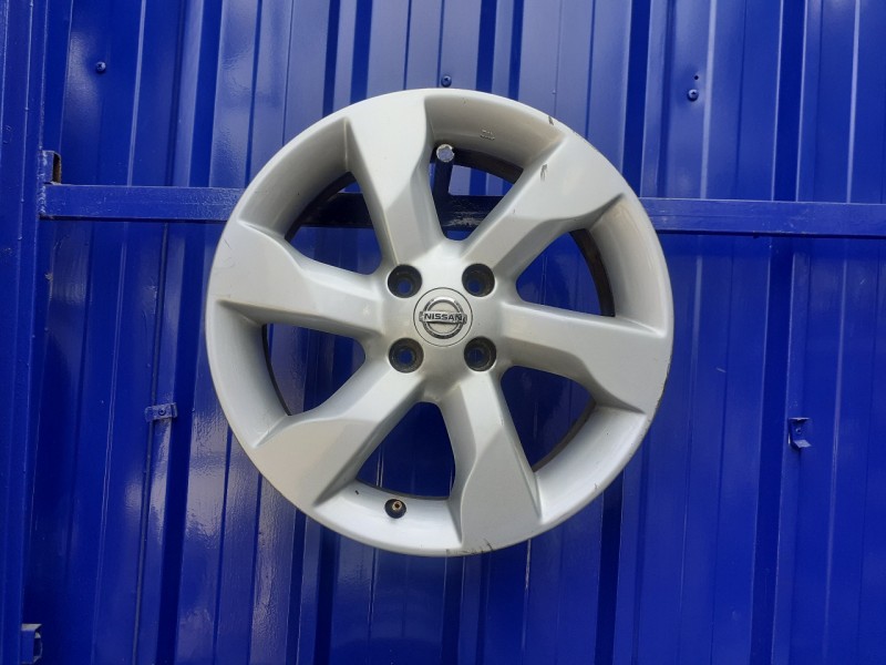 Recambio de llanta para nissan note (e11e) acenta referencia OEM IAM D0300BH01C  