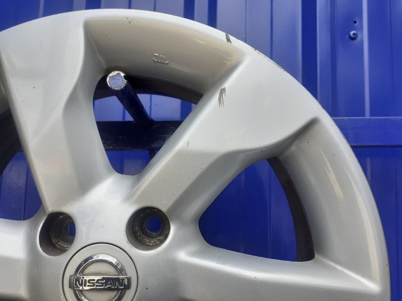 Recambio de llanta para nissan note (e11e) acenta referencia OEM IAM D0300BH01C  