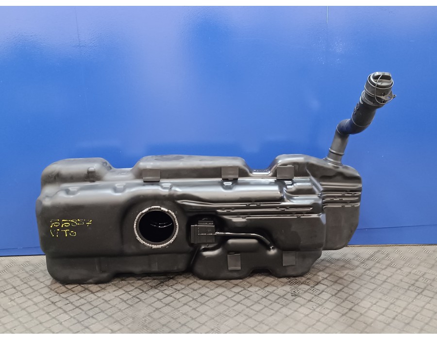 Recambio de deposito combustible para mercedes-benz vito tourer (447) 2.1 cdi cat referencia OEM IAM A4474700401  A4474700301