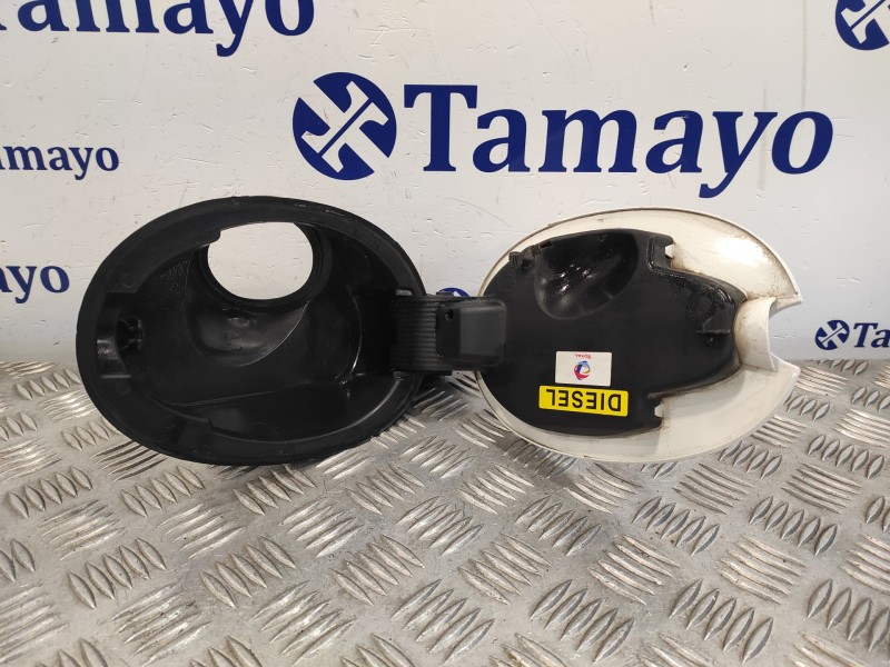Recambio de tapa exterior combustible para peugeot expert furgon referencia OEM IAM 1400096480  