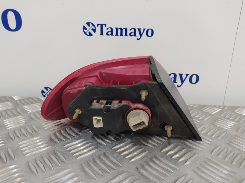 Recambio de piloto trasero derecho para alfa romeo 166 2.5 v6 24v cat referencia OEM IAM   