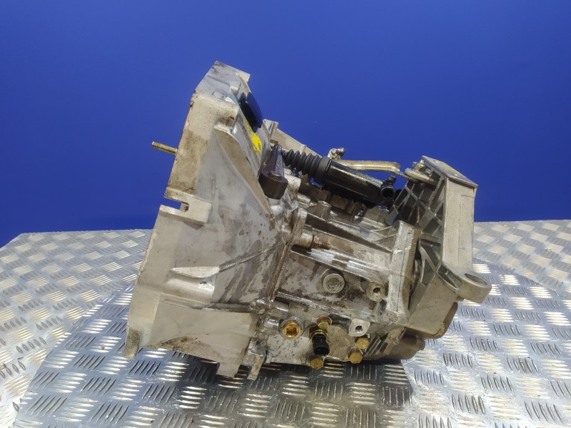 Recambio de caja cambios para fiat grande punto (199) 1.3 16v jtd cat referencia OEM IAM 199A2000  