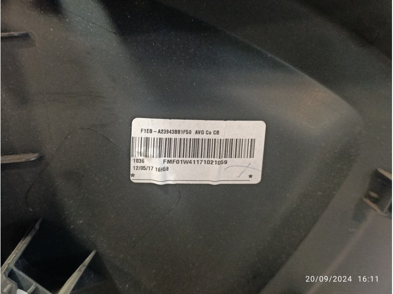 Recambio de guarnecido puerta delantera izquierda para ford focus lim. black&red referencia OEM IAM F1EBA23943BB1F50  