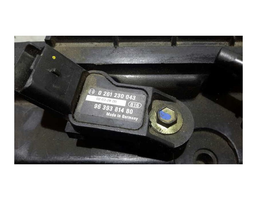 Recambio de colector admision para peugeot 307 break / sw (s1) 1.6 16v cat referencia OEM IAM 9635885080  