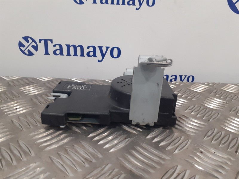 Recambio de amplificador de antena para audi a3 (8p) referencia OEM IAM 8P4035225D  7617310103