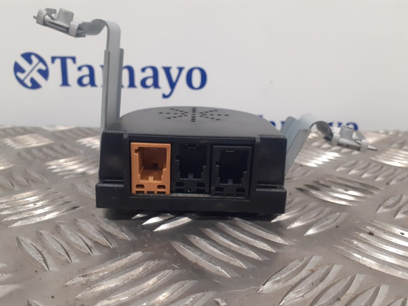 Recambio de amplificador de antena para audi a3 (8p) referencia OEM IAM 8P4035225D  7617310103