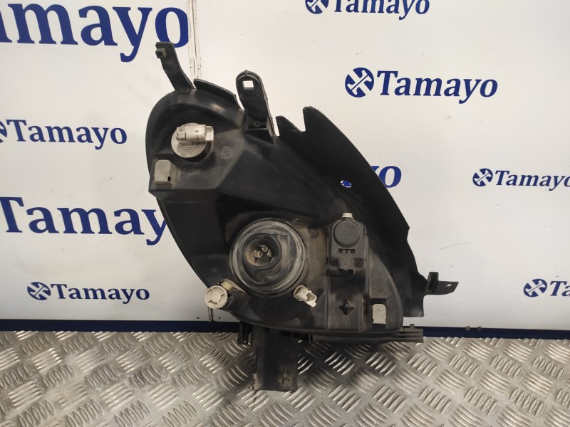 Recambio de faro izquierdo para citroën xsara picasso 2.0 hdi cat (rhy / dw10td) referencia OEM IAM 89300195  
