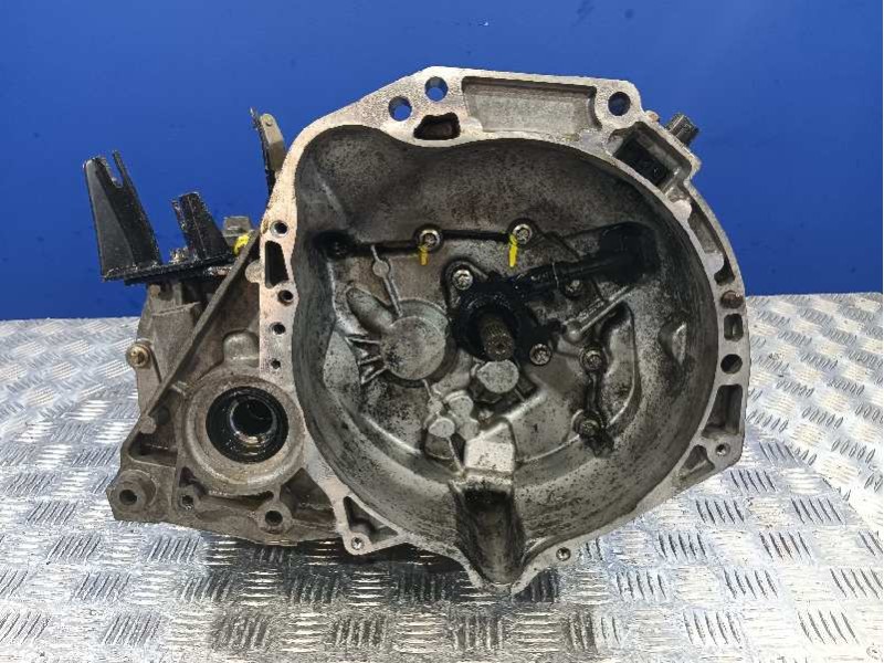 Recambio de caja cambios para nissan micra (k12e) 1.2 cat referencia OEM IAM JH3103  