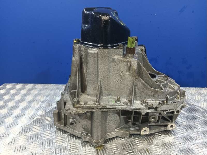 Recambio de caja cambios para nissan micra (k12e) 1.2 cat referencia OEM IAM JH3103  