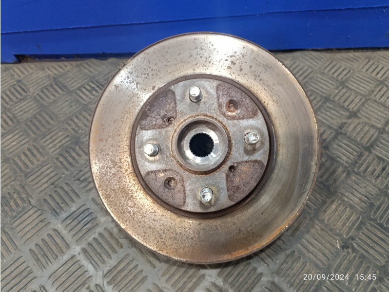 Recambio de mangueta delantera derecha para suzuki swift berlina (mz) 1.3 16v cat referencia OEM IAM   