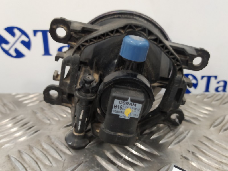 Recambio de faro antiniebla izquierdo para dacia dokker 1.5 dci diesel fap cat referencia OEM IAM 261507817R  89208692