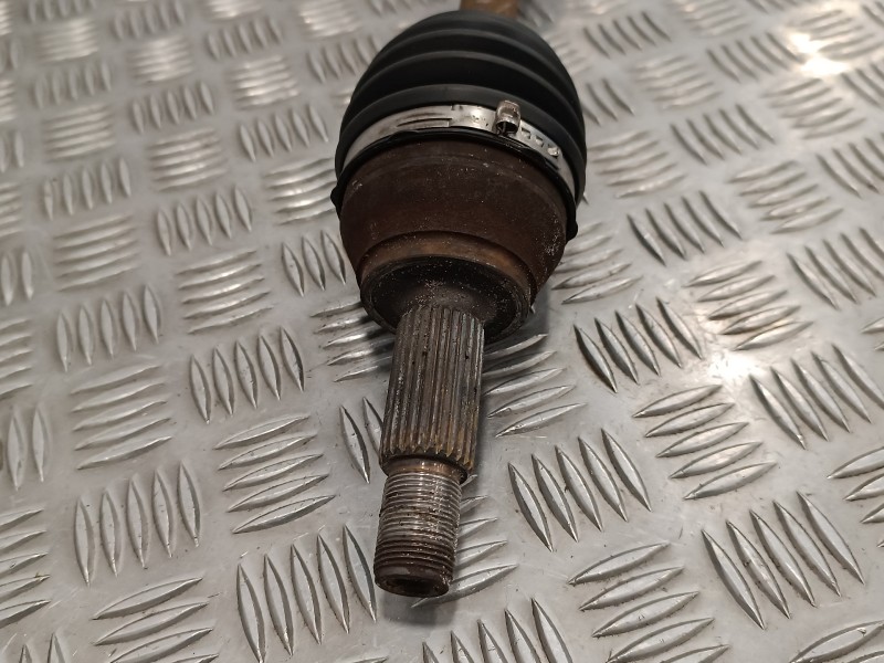 Recambio de transmision delantera derecha para ford fiesta (cb1) 1.4 tdci cat referencia OEM IAM 8V513B436AE  