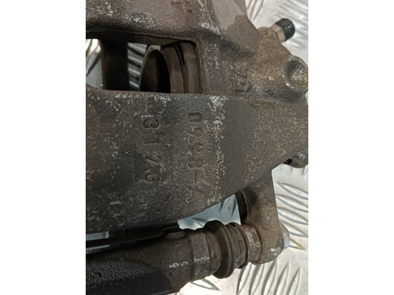 Recambio de pinza freno delantera derecha para suzuki swift berlina (mz) 1.3 16v cat referencia OEM IAM 0998A  