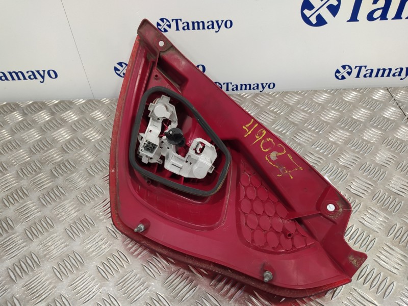 Recambio de piloto trasero izquierdo para ford fiesta (cb1) 1.4 tdci cat referencia OEM IAM 8A6113405A  