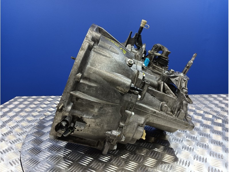 Recambio de caja cambios para renault megane ii berlina 5p 1.9 dci diesel referencia OEM IAM ND0001  
