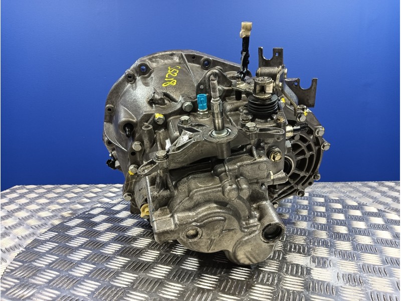 Recambio de caja cambios para renault megane ii berlina 5p 1.9 dci diesel referencia OEM IAM ND0001  
