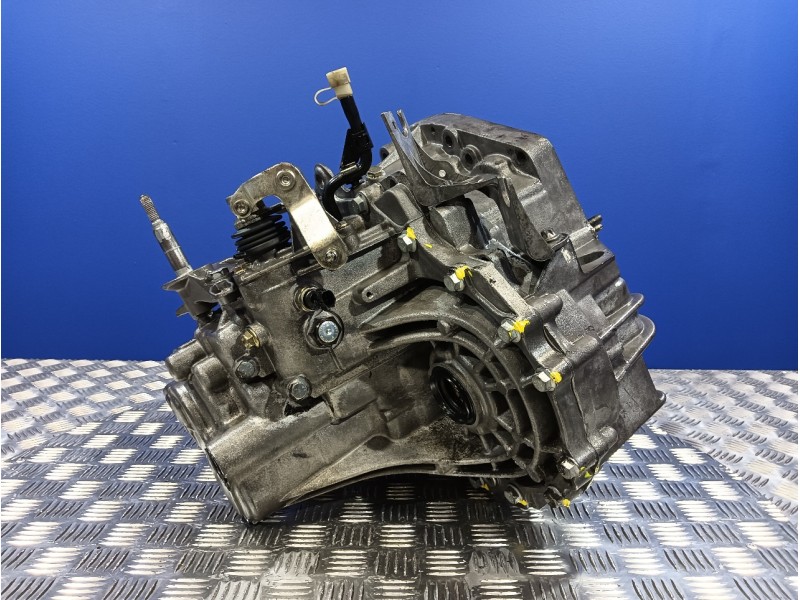 Recambio de caja cambios para renault megane ii berlina 5p 1.9 dci diesel referencia OEM IAM ND0001  
