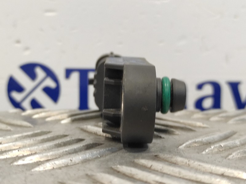 Recambio de sensor para citroën c4 coupe 1.6 16v hdi referencia OEM IAM 223650001R H8200843680 0281002997