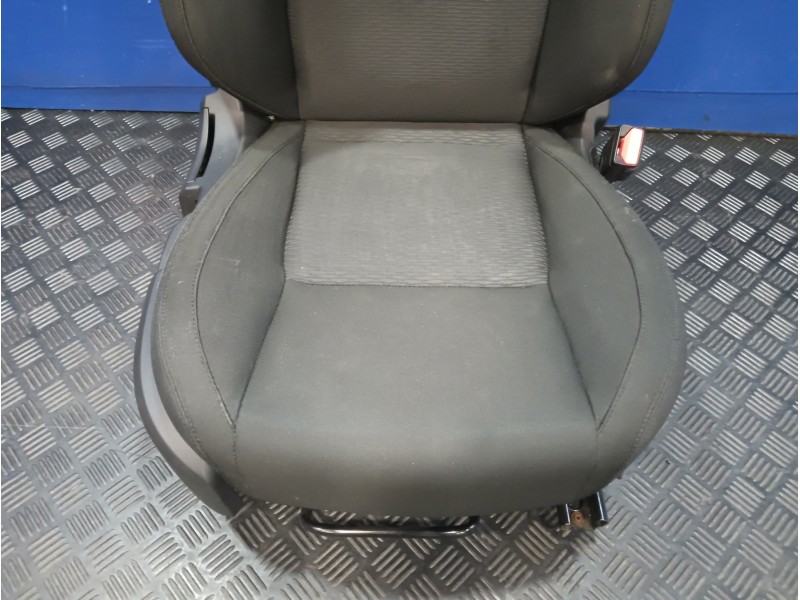 Recambio de asiento delantero derecho para land rover discovery sport referencia OEM IAM   