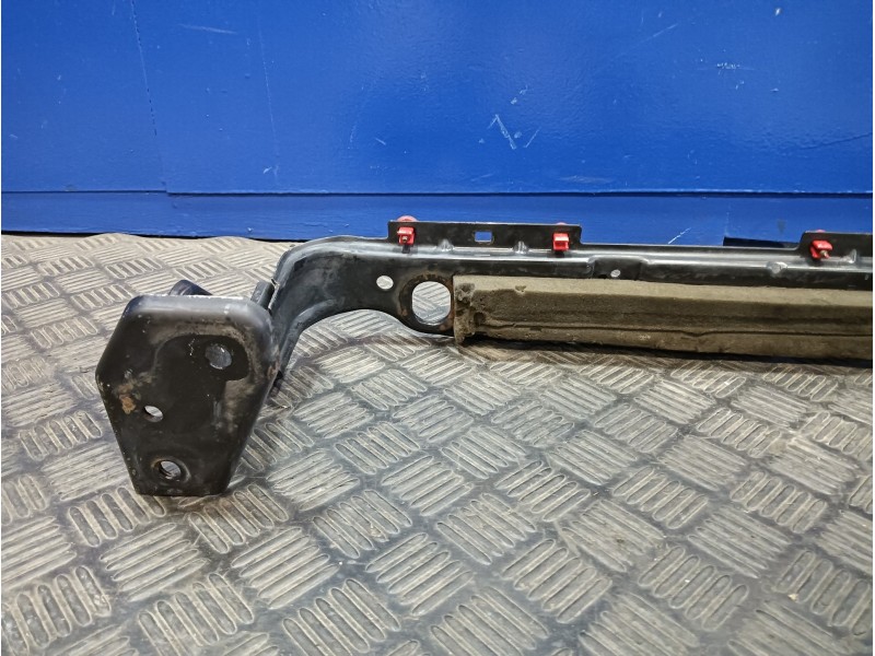 Recambio de refuerzo paragolpes delantero para ford focus lim. black&red referencia OEM IAM   