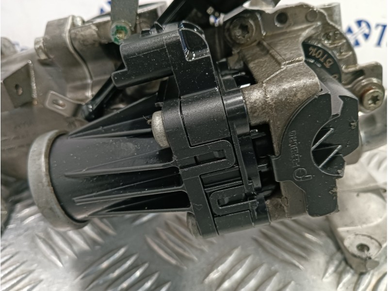 Recambio de valvula egr para peugeot expert furgon referencia OEM IAM 5056390800  