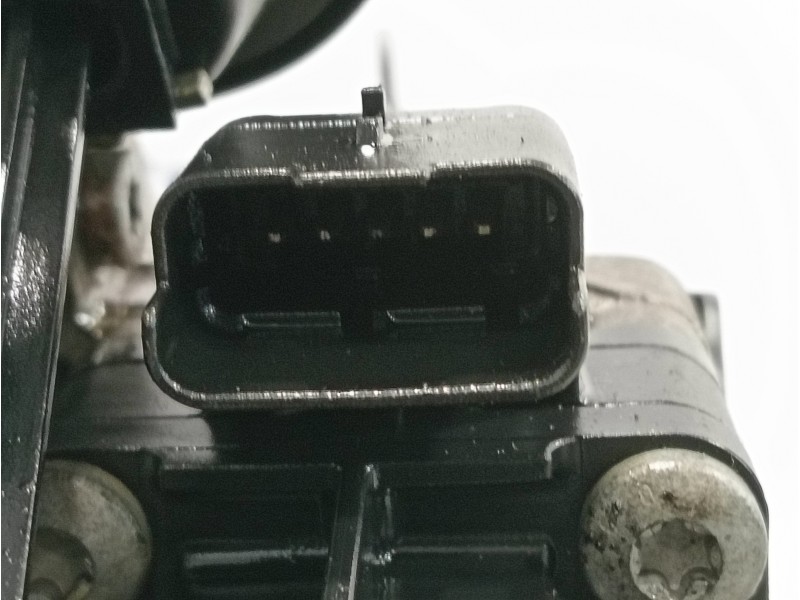 Recambio de valvula egr para peugeot expert furgon referencia OEM IAM 5056390800  